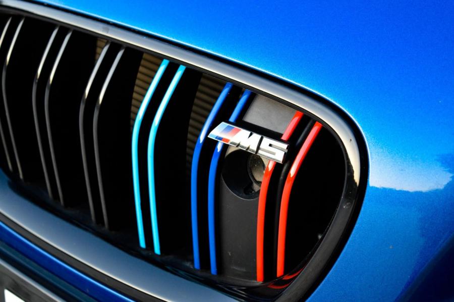  BMW M5 Bi-Turbo by Manhart Racing 2016 года  (фото 16 из 23)
